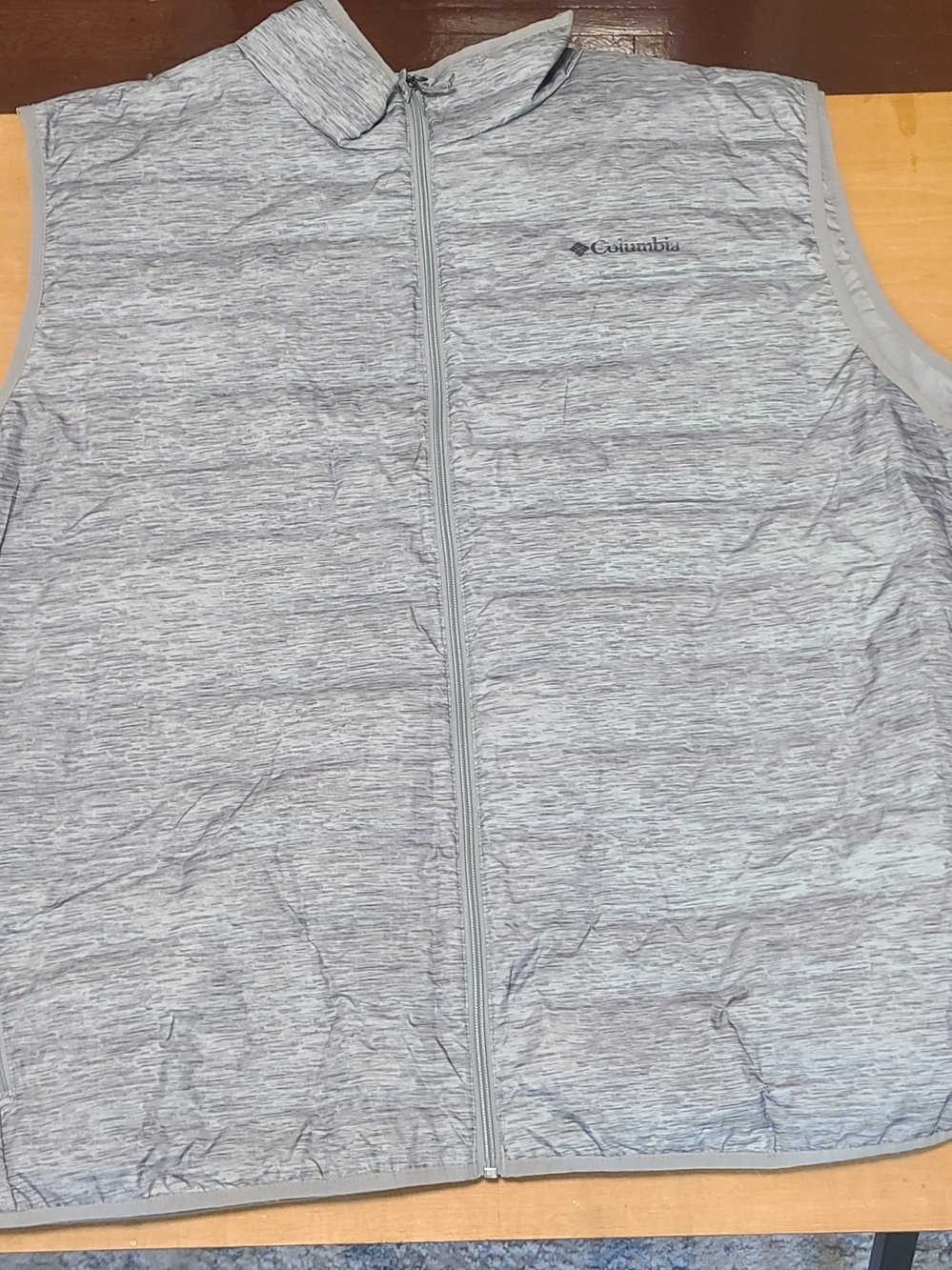 Columbia Men's Light Gray Quilted Vest - Heathered Grey